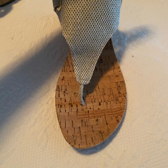 Elegant Wedge Sandals withSilver Accents - Picture 10 of 13